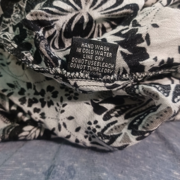 NWT - Raviya BLACK/WHITE MULTI Printed Maxi Dress -Large - Picture 3 of 6